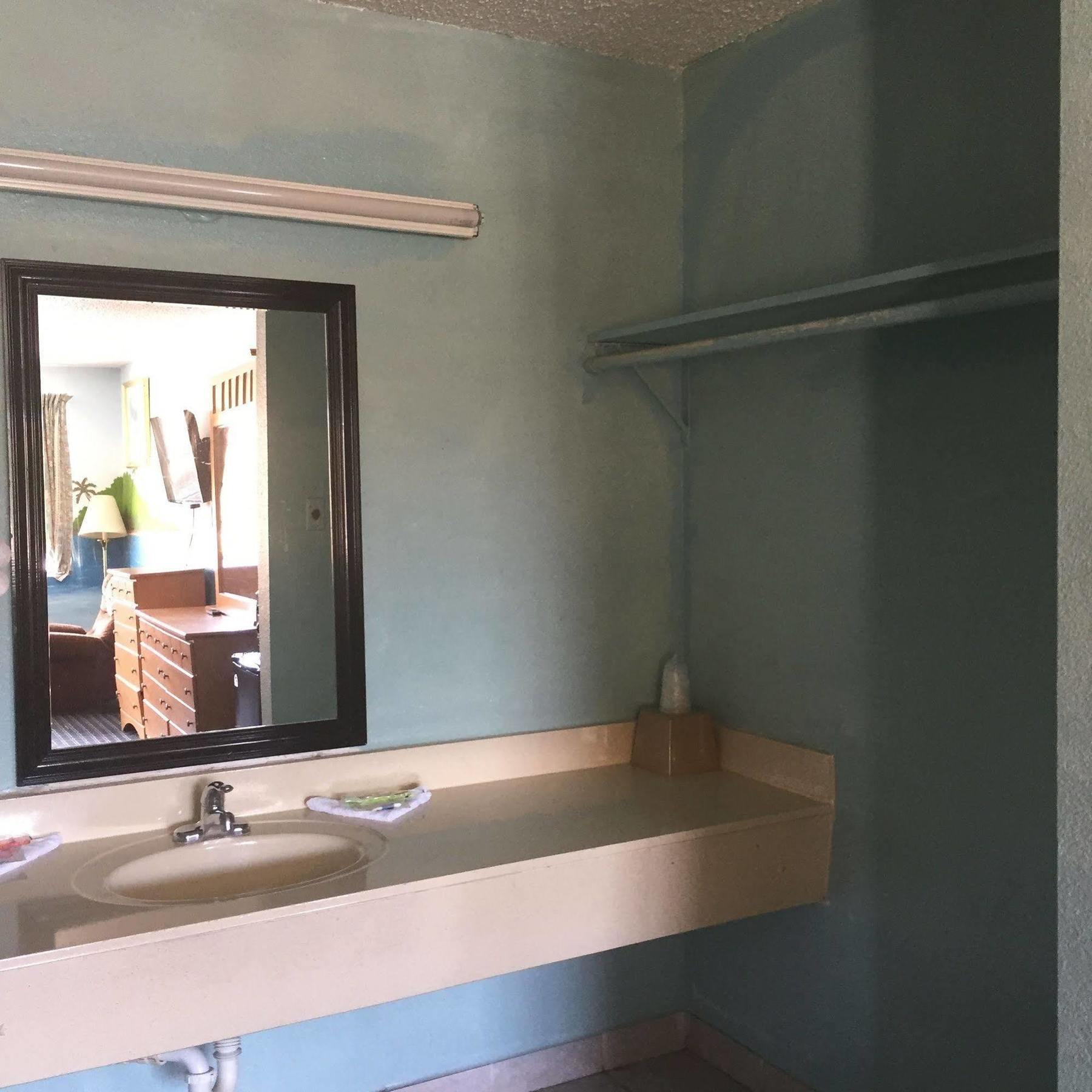 Guest Inn And Suites Houston Extérieur photo