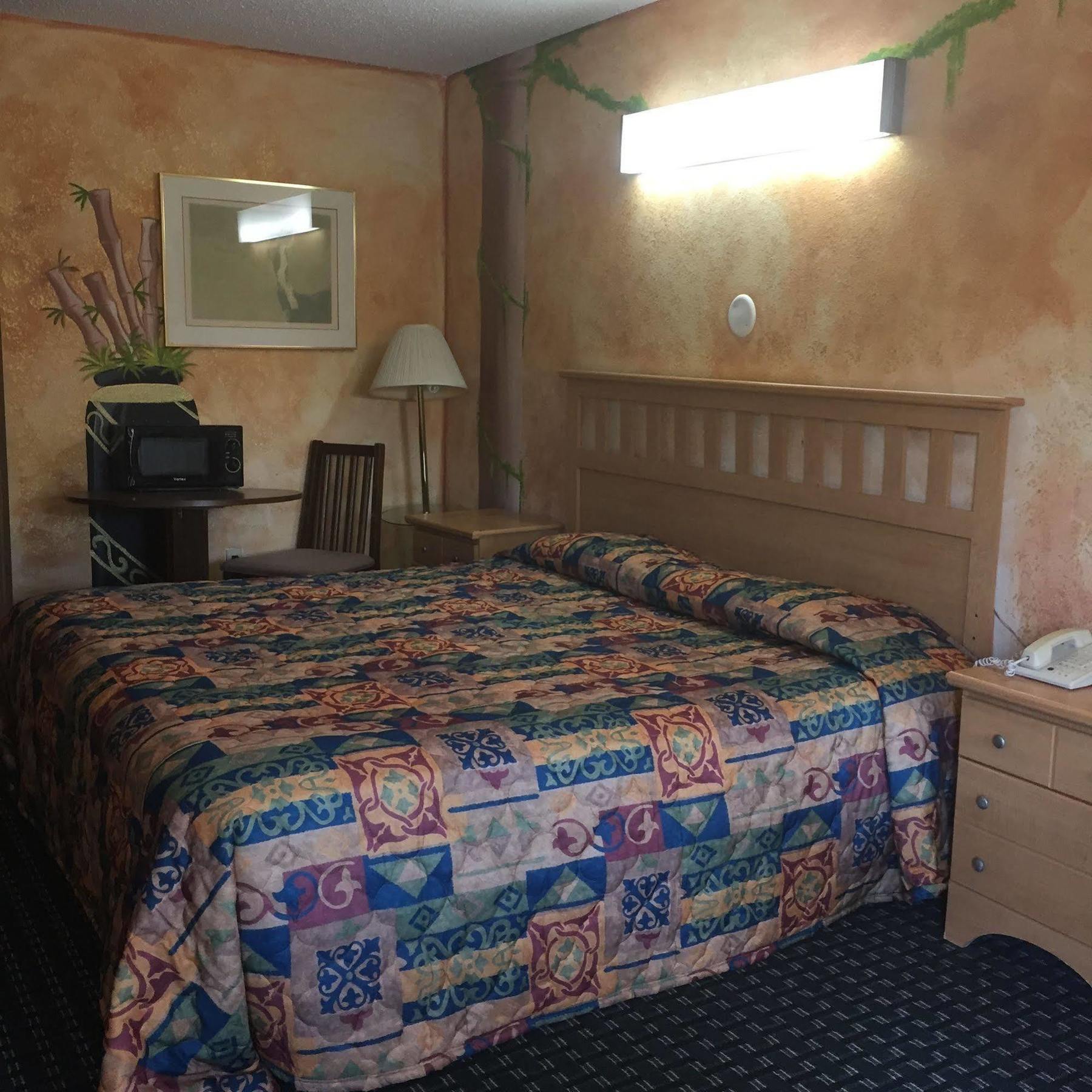 Guest Inn And Suites Houston Extérieur photo