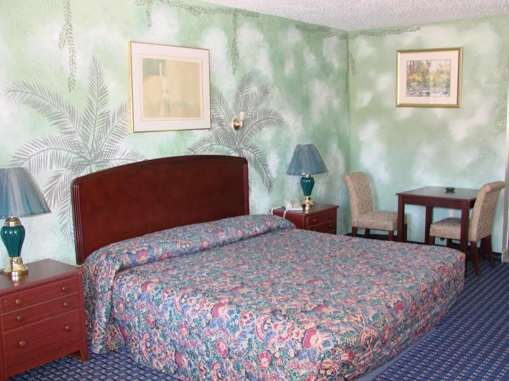 Guest Inn And Suites Houston Extérieur photo